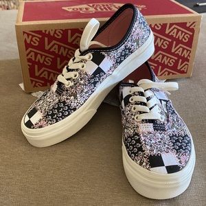 Kids size 1 vans